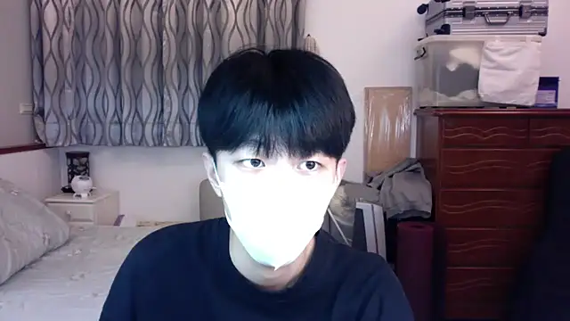 kai101010 online show from 11/22/25, 12:59