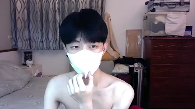 kai101010 online show from 12/18/25, 02:34