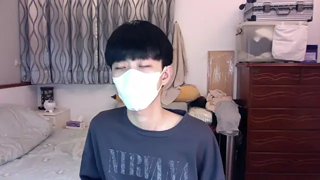 kai101010 online show from 12/20/25, 02:13