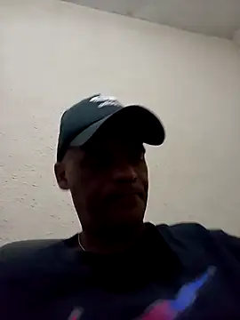 Snapshot of JeffersonRay chatting on 05/09/26, 12:43 JeffersonRay online show from 05/09/26, 12:43