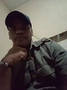Snapshot of JeffersonRay chatting on 06/06/26, 07:13 JeffersonRay online show from 06/06/26, 07:13