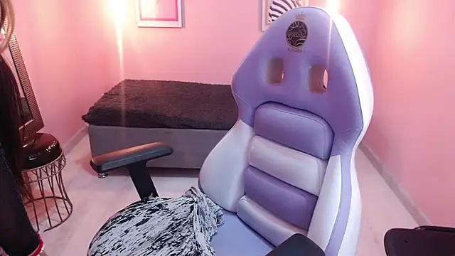 Bunny poison online show from 09/24/25, 08:23