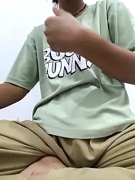 sassyishhu76 online show from 04/18/26, 09:46