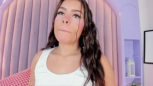 KeendraFox  online show from 09/20/25, 04:52