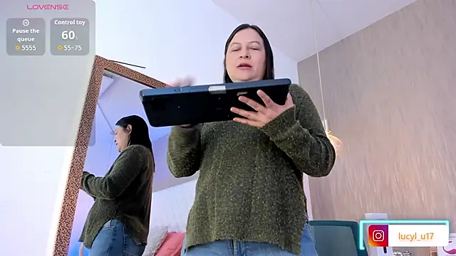 Lucy Lu17 online show from 01/10/26, 12:51