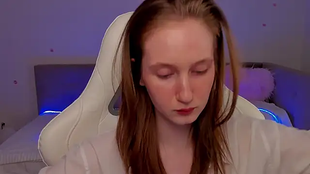 CrystalSoul  online show from 11/28/25, 03:42