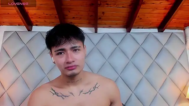 Clement Reyes online show from 12/19/25, 01:07