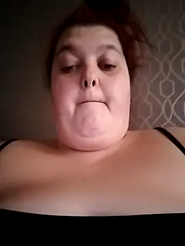 SassyClassyxox online show from 10/15/25, 09:42