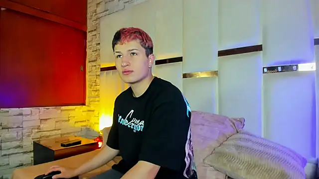 Snapshot of ANLLELOAndANGELA chatting on 02/08/26, 03:48 ANLLELOAndANGELA online show from 02/08/26, 03:48