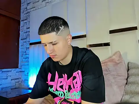 ANLLELOAndANGELA online show from 04/12/26, 04:23