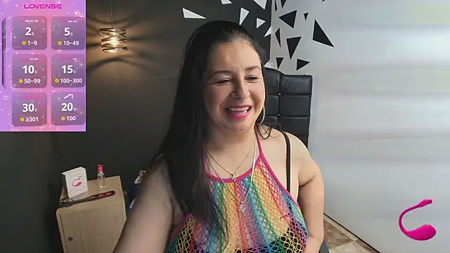 AgataThompson  online show from 09/22/25, 06:43