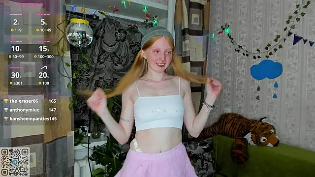 Snapshot of RitaSweety18 chatting on 09/24/25, 06:33 RitaSweety18 online show from 09/24/25, 06:33