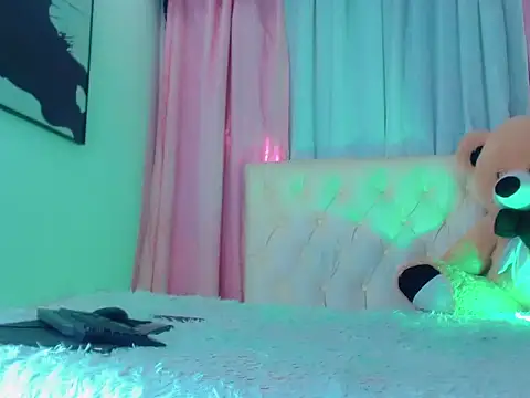 Julia Bulette1 online show from 11/28/25, 01:58