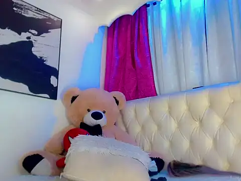 Julia Bulette1 online show from 01/16/26, 02:48