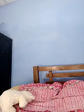 little onixx online show from 10/24/25, 01:51