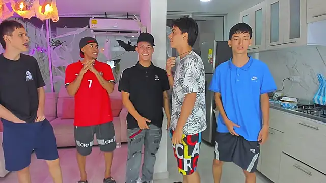 Houseofwarrios online show from 10/21/25, 05:19