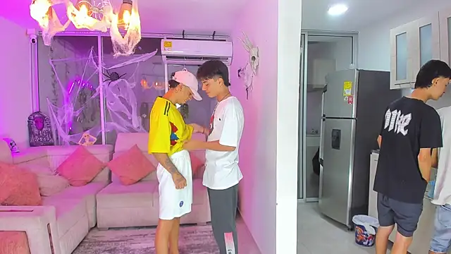 Houseofwarrios online show from 10/26/25, 05:24