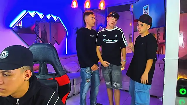 Houseofwarrios online show from 04/18/26, 05:33