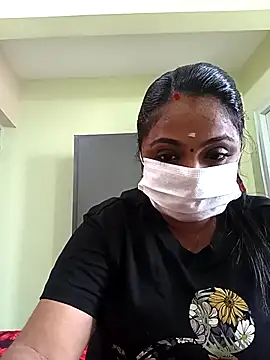 queendivya online show from 09/30/25, 03:22