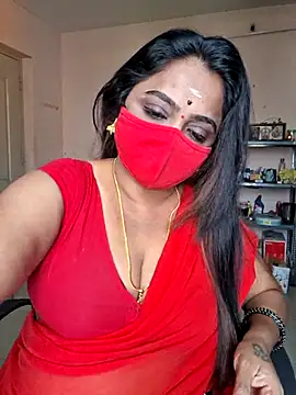 Snapshot of queendivya chatting on 07/16/26, 05:02 queendivya online show from 07/16/26, 05:02