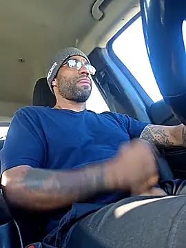 Snapshot of Justahungdad chatting on 09/25/25, 09:29 Justahungdad online show from 09/25/25, 09:29