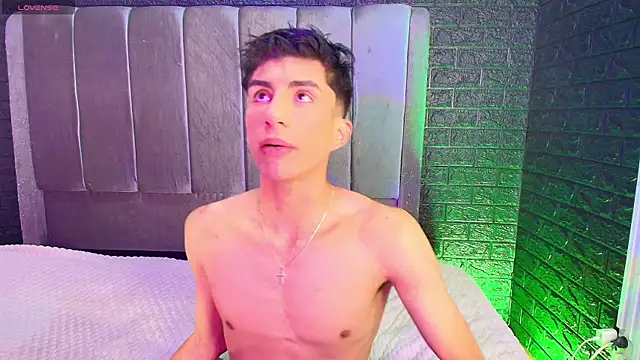 Erick Velveth online show from 12/21/25, 05:47