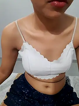 Snapshot of Baby_girl67 chatting on 04/26/26, 06:33 Baby girl67 online show from 04/26/26, 06:33