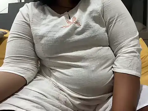 divya-jannu online show from 09/18/25, 07:49