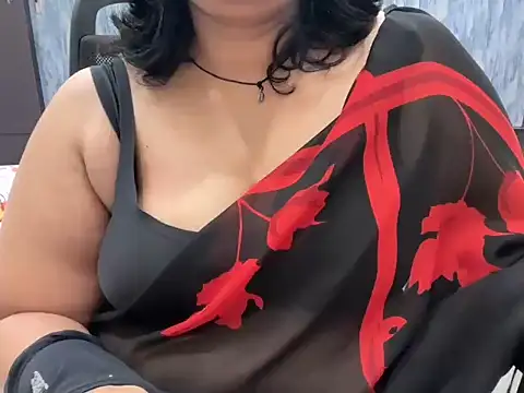 divya-jannu online show from 09/26/25, 12:53