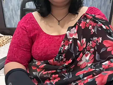 divya-jannu online show from 09/30/25, 04:56