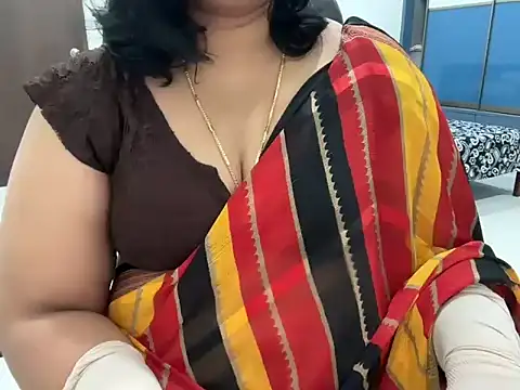 divya-jannu online show from 12/04/25, 06:16