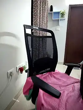 divya-jannu online show from 01/08/26, 04:31