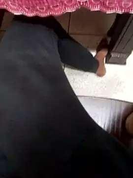 crish09 online show from 11/07/25, 02:39