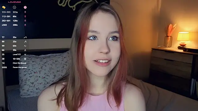 MaliaBourraine online show from 12/01/25, 07:02