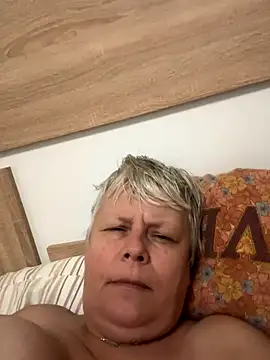 VyC7564 online show from 10/04/25, 09:07