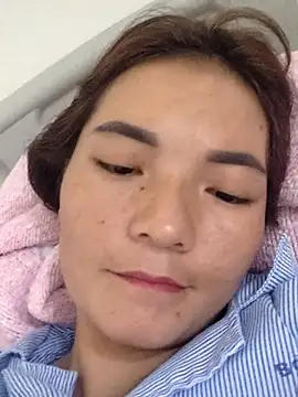 phuongxinhxan online show from 10/15/25, 05:51