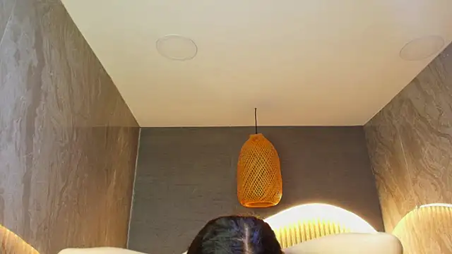 dany r  online show from 10/17/25, 01:03