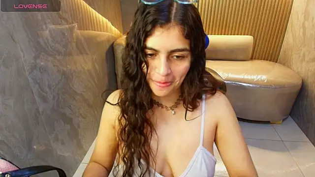 dany r  online show from 10/20/25, 01:00