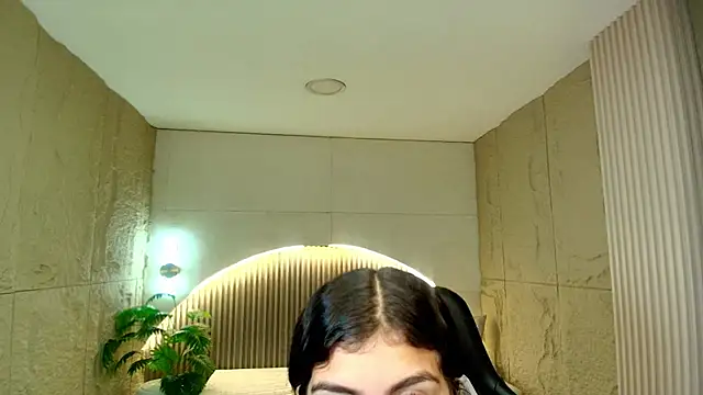 dany r  online show from 03/18/26, 01:14