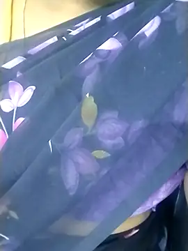 Snapshot of kaminikaa chatting on 10/01/25, 03:34 kaminikaa online show from 10/01/25, 03:34