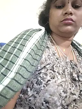 sweetqueen143 online show from 01/07/26, 05:48