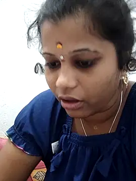 sweetqueen143 online show from 02/14/26, 10:45