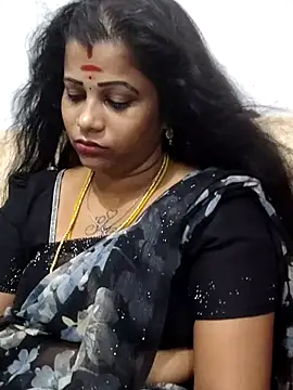 sweetqueen143 online show from 04/14/26, 06:47