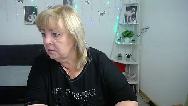 MilenaWedxy online show from 09/29/25, 09:47