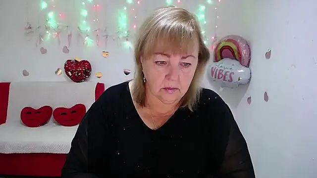 MilenaWedxy online show from 09/30/25, 05:01