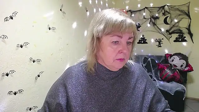 MilenaWedxy online show from 10/21/25, 05:08