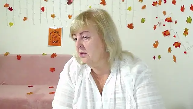 MilenaWedxy online show from 11/21/25, 06:12