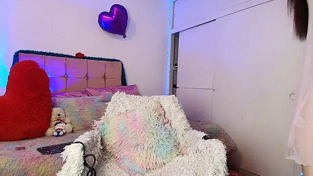cat nasty online show from 06/04/26, 10:38