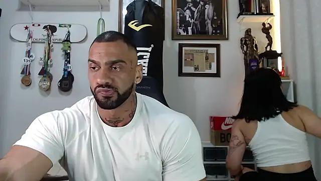 henryhadesflirt online show from 10/31/25, 11:17