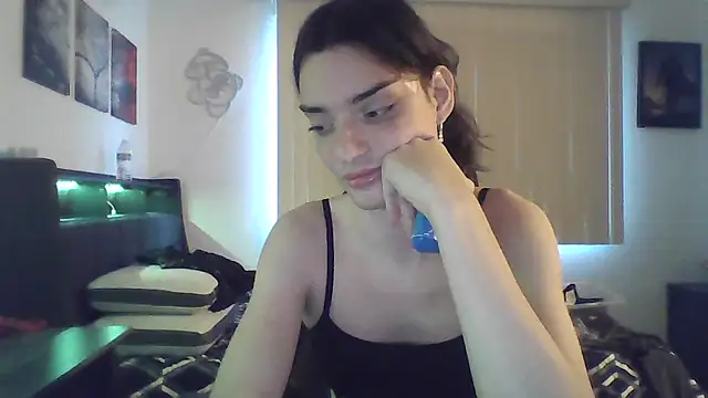 Snapshot of Luna_Samosienko chatting on 09/30/25, 11:10 Luna Samosienko online show from 09/30/25, 11:10